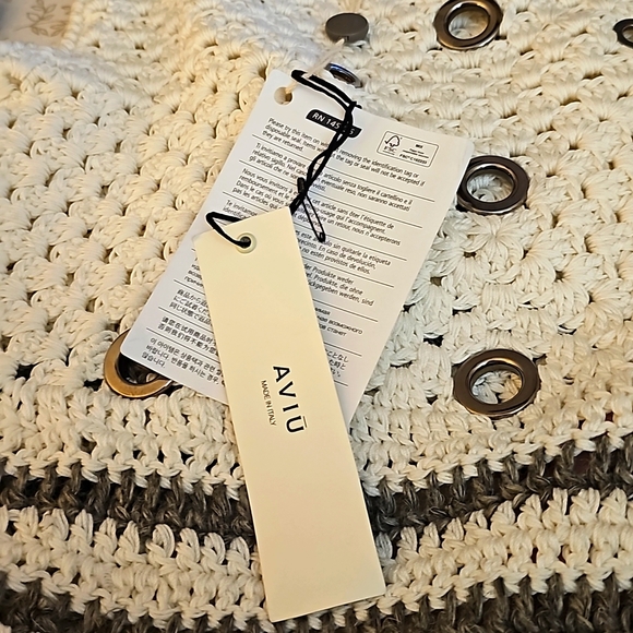 Aviū  Crochet Top - Picture 4 of 6